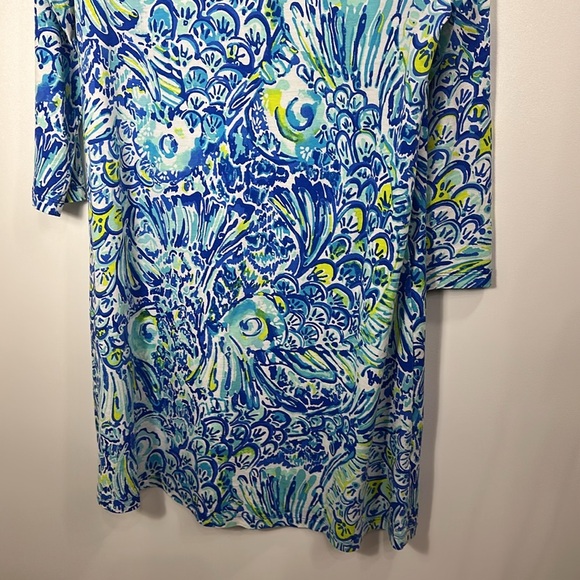 Lilly Pulitzer Erin Dress Pima cotton V Neck Blue pattern size medium. - Picture 3 of 6